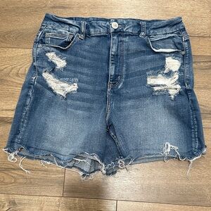 American eagle women’s jean shorts